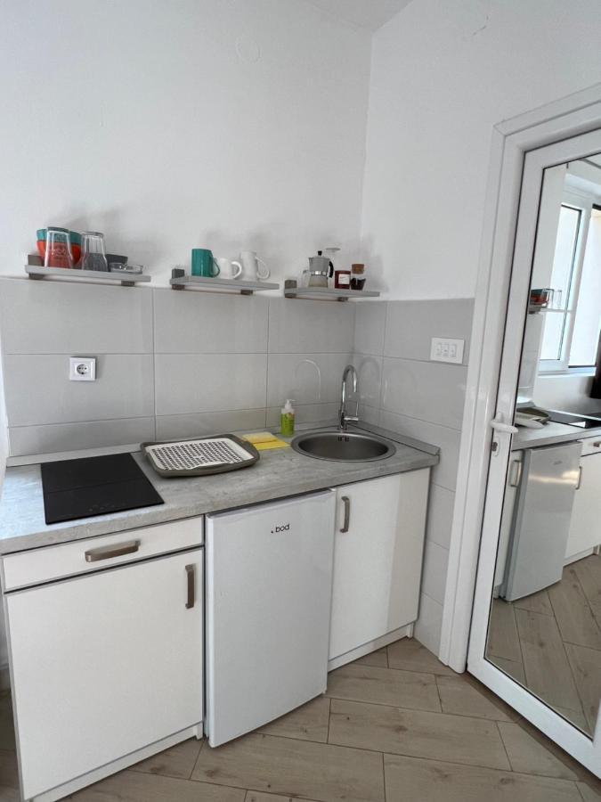 Ksenia Guesthouse Apartments And Studios Budva Exteriér fotografie