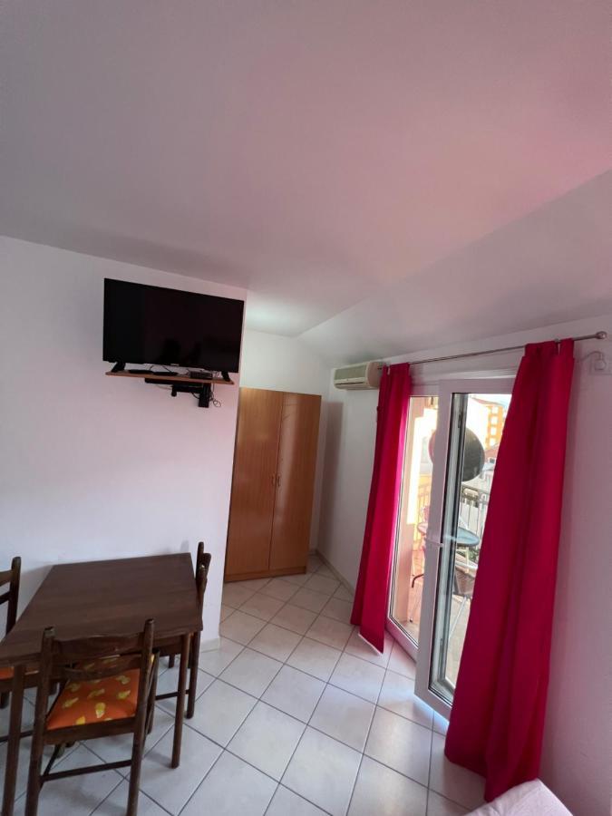 Ksenia Guesthouse Apartments And Studios Budva Exteriér fotografie